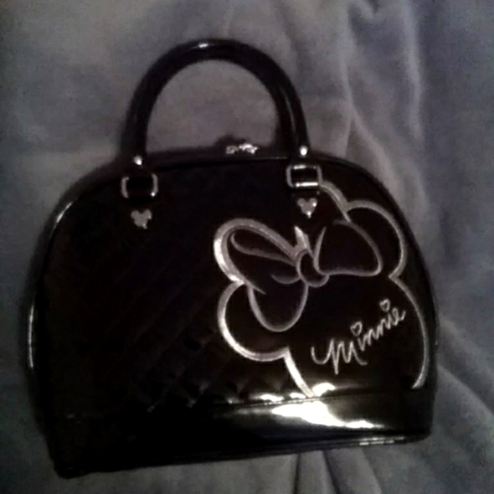 Minnie Mouse black patent leather purse